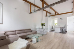 Loft refait à neuf en dernier étage 2 chambres